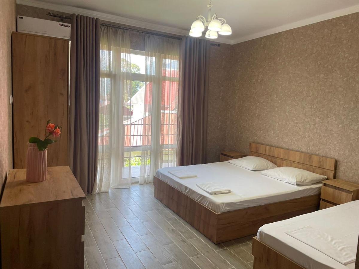 Guest House Dali Gagra Exterior photo