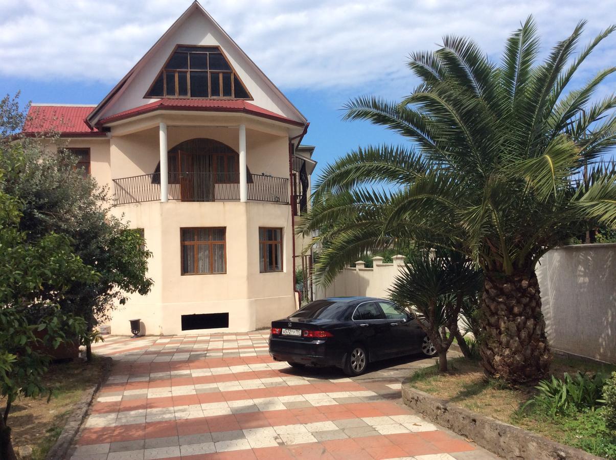 Guest House Dali Gagra Exterior photo
